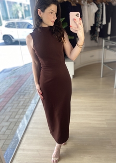 VESTIDO MIDI ABERTO ATRÁS MARROM - comprar online