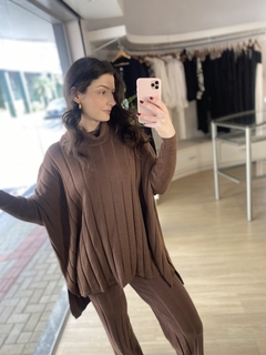 BLUSA AMPLA BIAMAR MARROM na internet