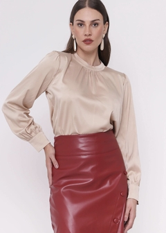 BLUSA CETIM BEGE