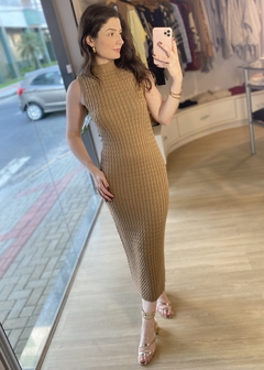 VESTIDO TEXTURIZADO BEGE ESCURO - comprar online