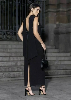 VESTIDO MIDI ABERTO ATRÁS PRETO - comprar online