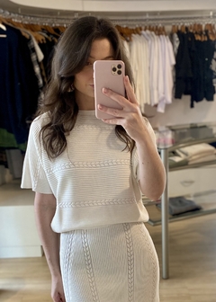 BLUSA GOLA CANOA TRICOT TRANÇADA OFF WHITE