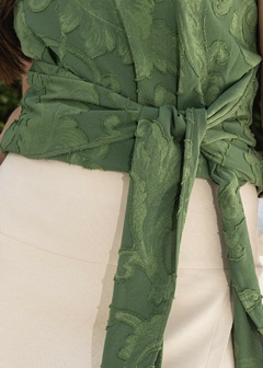 BLUSA ASSIMÉTRICA UM OMBRO SÓ VERDE na internet