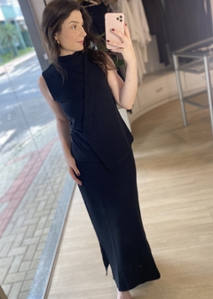 BLUSA ASSIMÉTRICA PRETO - Banana Blu
