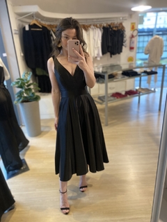 VESTIDO MIDI EVASÊ PRETO - comprar online