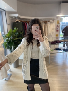 CASACO TRANÇAS OFF WHITE - comprar online