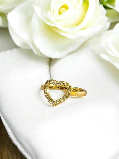 ANEL CORAÇÃO ZIRCÔNIA VAZADO