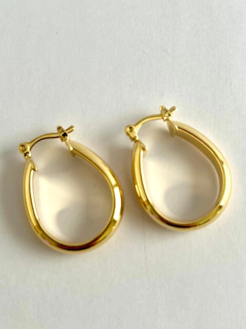 BRINCO ARGOLA OVAL TAM. M