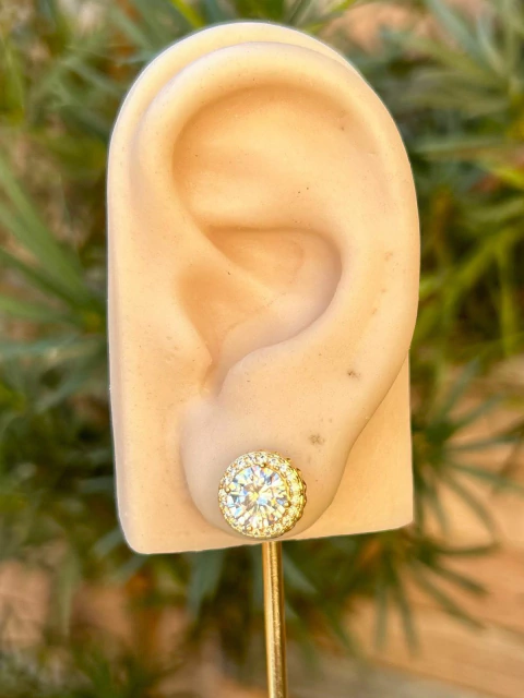 BRINCO PONTO DE LUZ GRANDE C\ ZIRCÔNIA EM VOLTA - comprar online