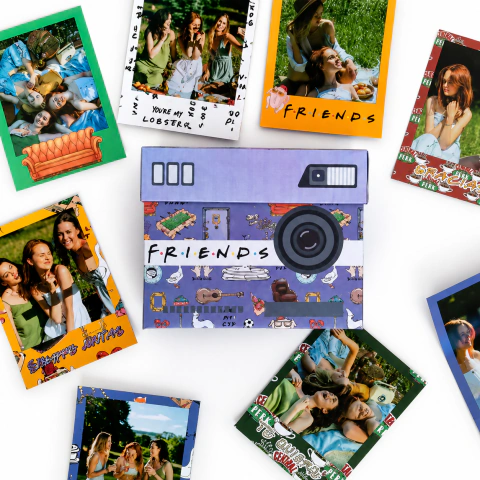 Caja Cámara + Polaroid´s FRIENDS