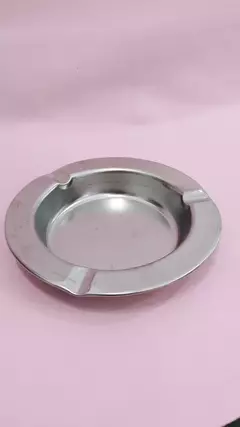 CENICERO DE METAL