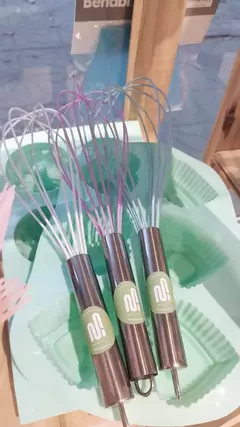 BATIDOR DE MANO SILICONA 28CM - MDQ - Bazar & Deco