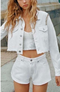 Campera shine a light
