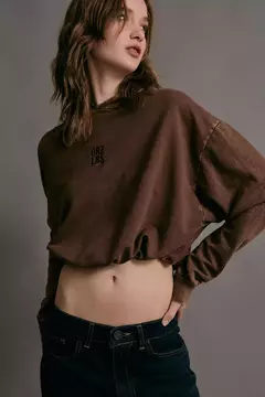 BUZO ROBLE MARRON en internet