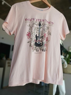 REMERA MUSIC PLUS