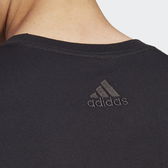 Playera Essentials Logo Lineal Bordado Tejido Jersey - comprar en línea