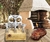 Kit Garra De Urso Garfo Tridente Churrasco 12 Petiscos Com Suporte Base de Madeira - comprar online