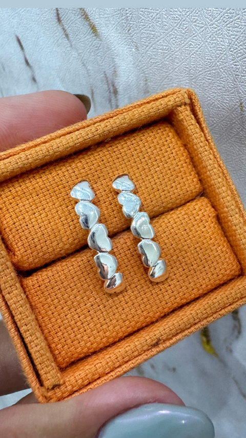 BRINCO EAR CUFF CORAÇÃO 28