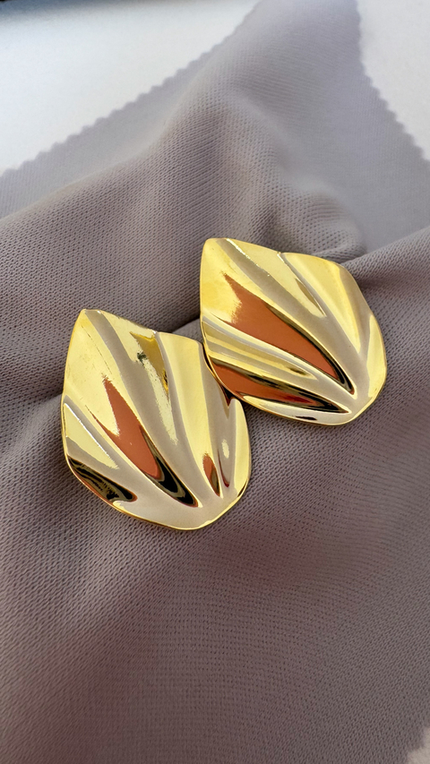 BRINCO ORGÂNICO DOURADO 104