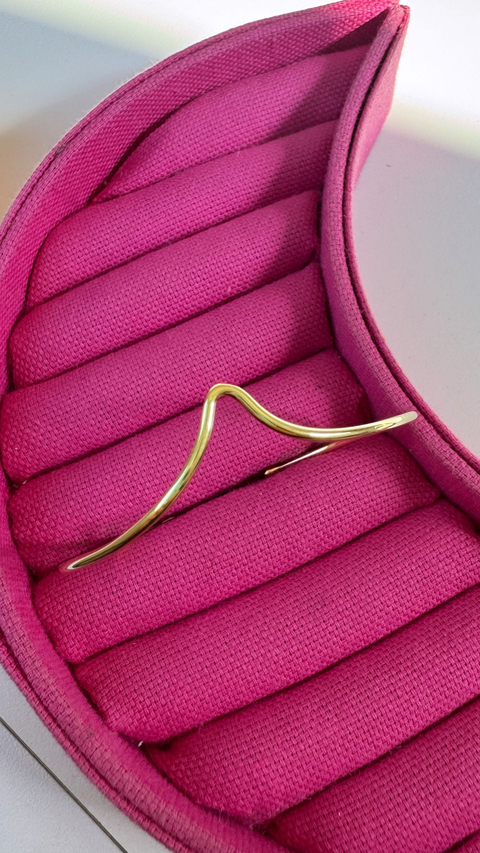 BRACELETE EM U DOURADO