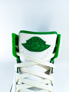 Nike Air Jordan 2 Retro en internet