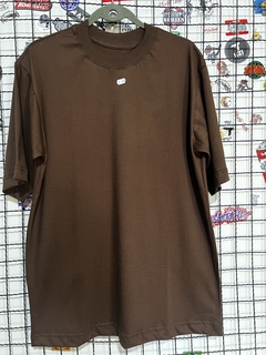 Camiseta Oversized Lisa Marrom