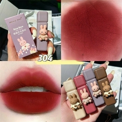 lip mud boo boo