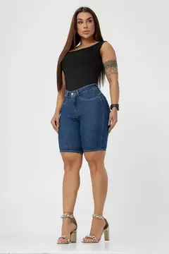 BERMUDA CICLISTA JEANS AZUL COM ELASTANO - VOGANE
