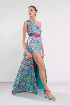 Vestido largo de seda estampado en internet