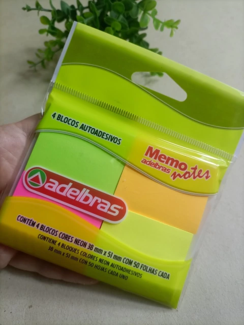 Bloco Adesivo Memo notes 4 cores Neon 50 fls.cada bloco -Adelbras