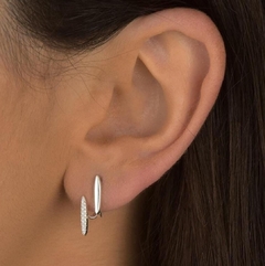 Brinco 2 Fios Liso e Cravejado - comprar online