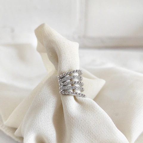Ear Cuff Loury