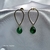 Brinco Argola Gota Vazada com Zircônia Verde - comprar online
