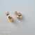 Brinco Meia Argola Gota Lisa - comprar online