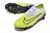 Chuteiras Nike Phantom GX de corte branca e amarela