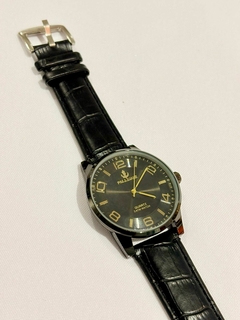 Relógio Masculino - 40mm - Pulseira Couro na internet