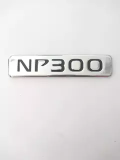 EMBLEMA PLACA NP300 - comprar en línea