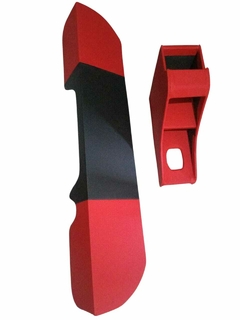 consola y revistero de vocho rojo con negro vinil