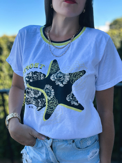 Remera Tropical - comprar online