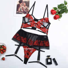 Set negro con rojo