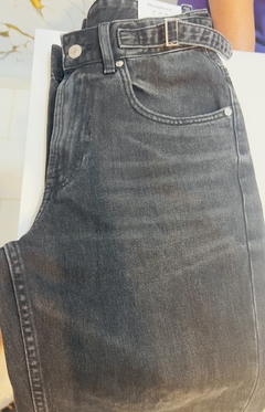 Pantalones mezclilla ZARA - comprar en línea