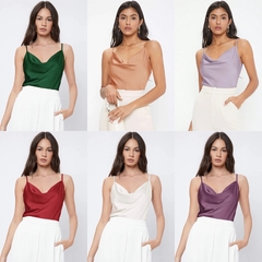 Blusa top de tirantes con cuello desbocado