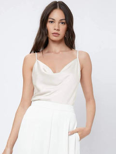 Blusa top de tirantes con cuello desbocado - tienda en línea