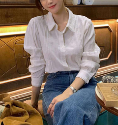 Camisa unicolor con botón delantero - comprar en línea