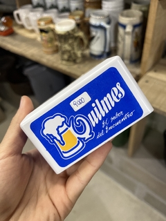 Servilletero de Quilmes, Plastico en internet