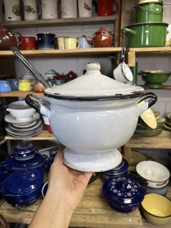Sopera Enlozada