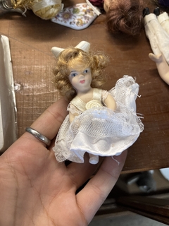 Muñequita de Porcelana - comprar online