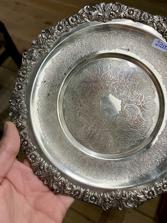 Plato de Metal Labrado Rep. Sheffield - Antiguedades JOE