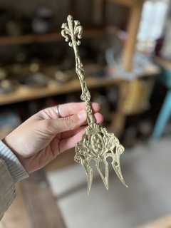 Tenedor en Bronce