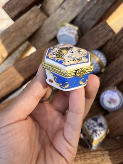 Pastillero de Porcelana